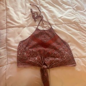 Very cute halter crop top